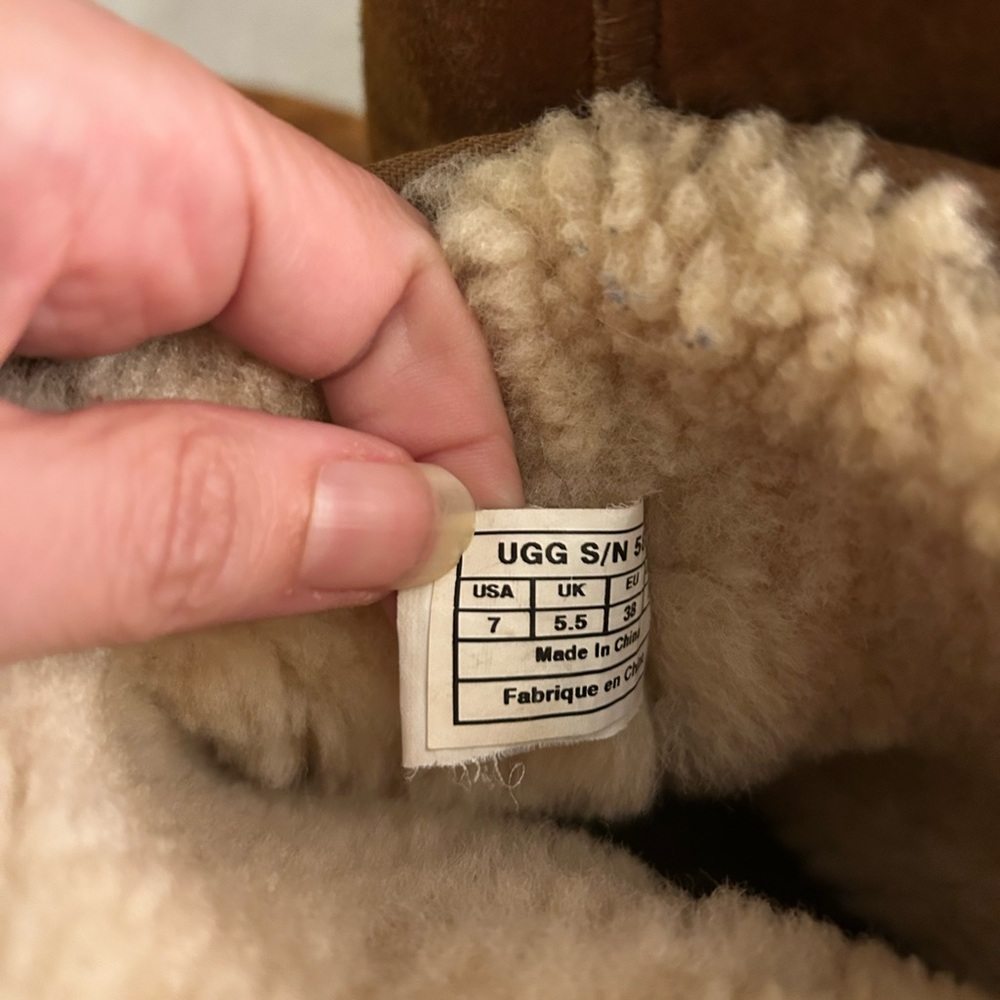 UGG Tan Shearling Boots - Picture 5 of 5